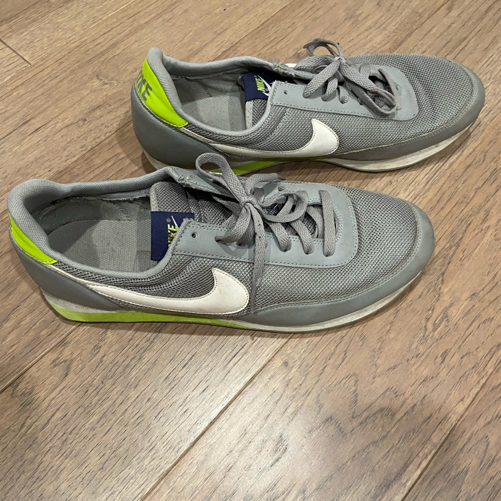 Nike Elite Waffle Trainers Grey and Green Sneakers Men’s size 12